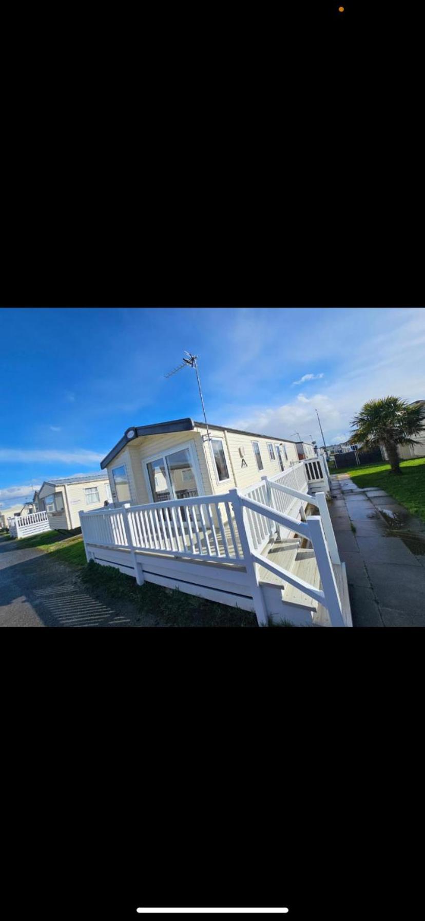 Aparthotel Caravan Chestnut à Meliden Extérieur photo